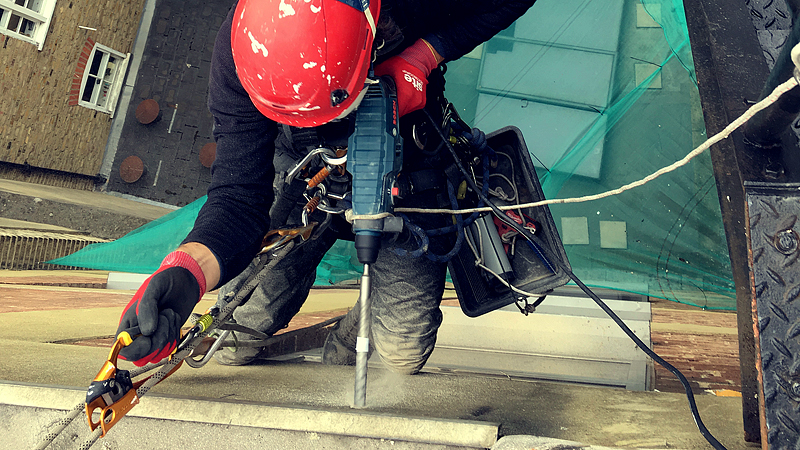 rope-access-maintenance1